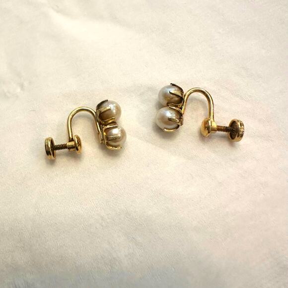 Vintage Double Pearl Screw Back Clip on Earrings Gold Tone Retro 12K Gold Filled - Picture 10 of 10